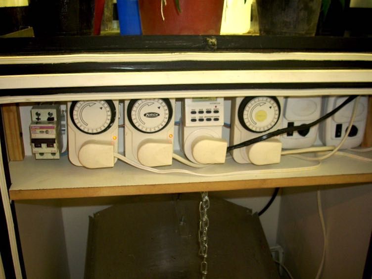 Timers y electricidad 150w hps